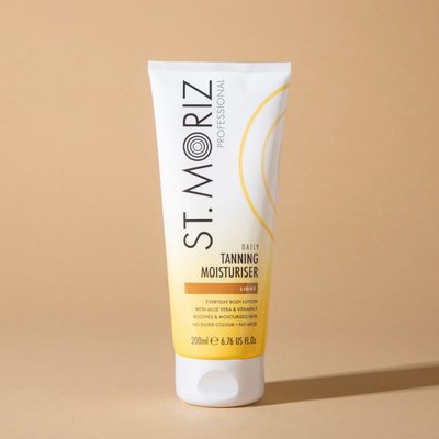 St.Moriz Professional Tanning Moisturiser 200 ml (Лосьйон зволожуючий для поступової засмаги) 2781-1 фото
